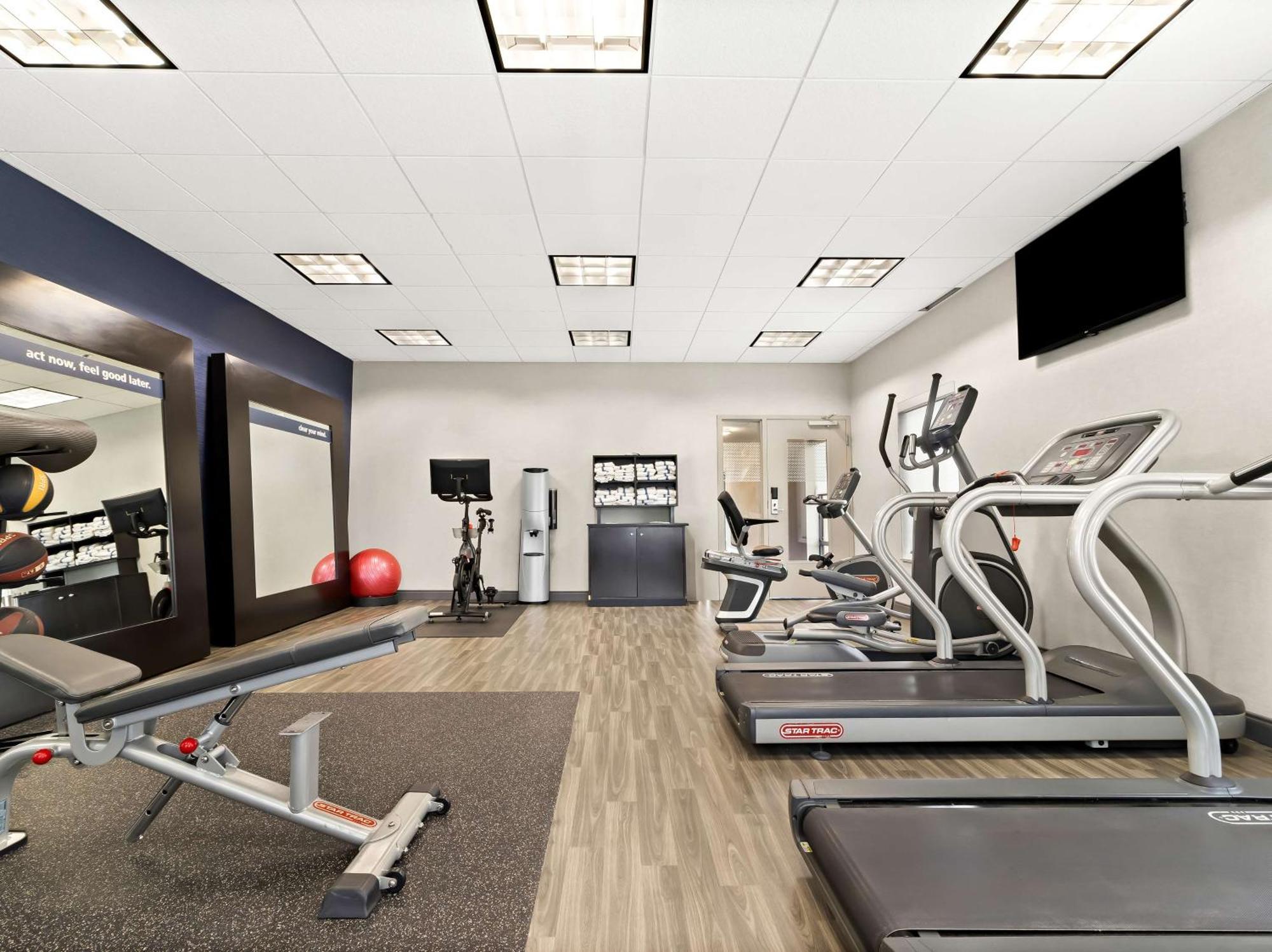 Hampton Inn Blytheville Bagian luar foto